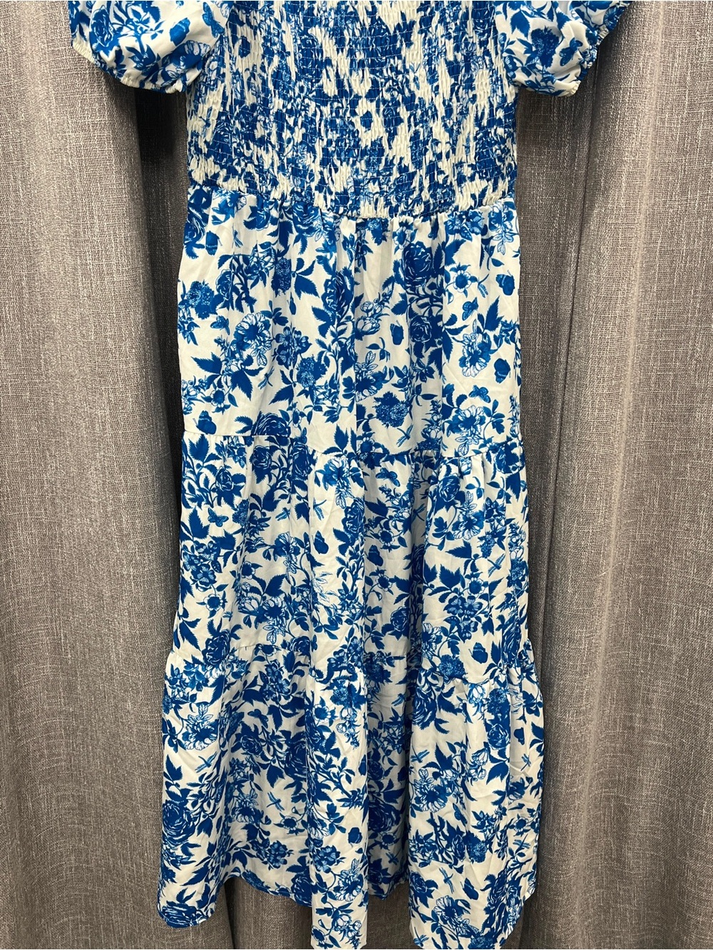 Source Unknown Blue and White Floral Maxi Skirt